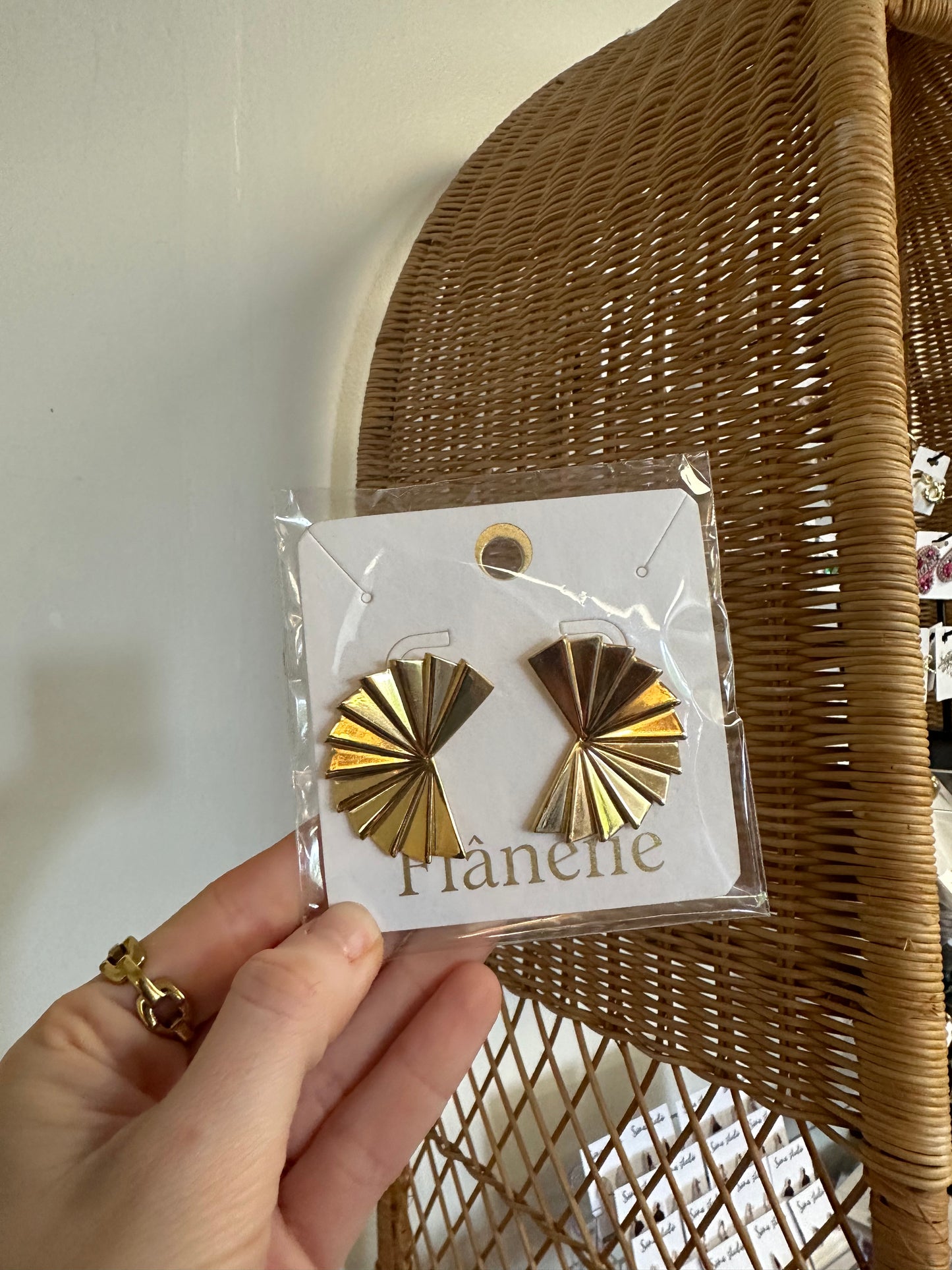 Fan Gold 18K Earring
