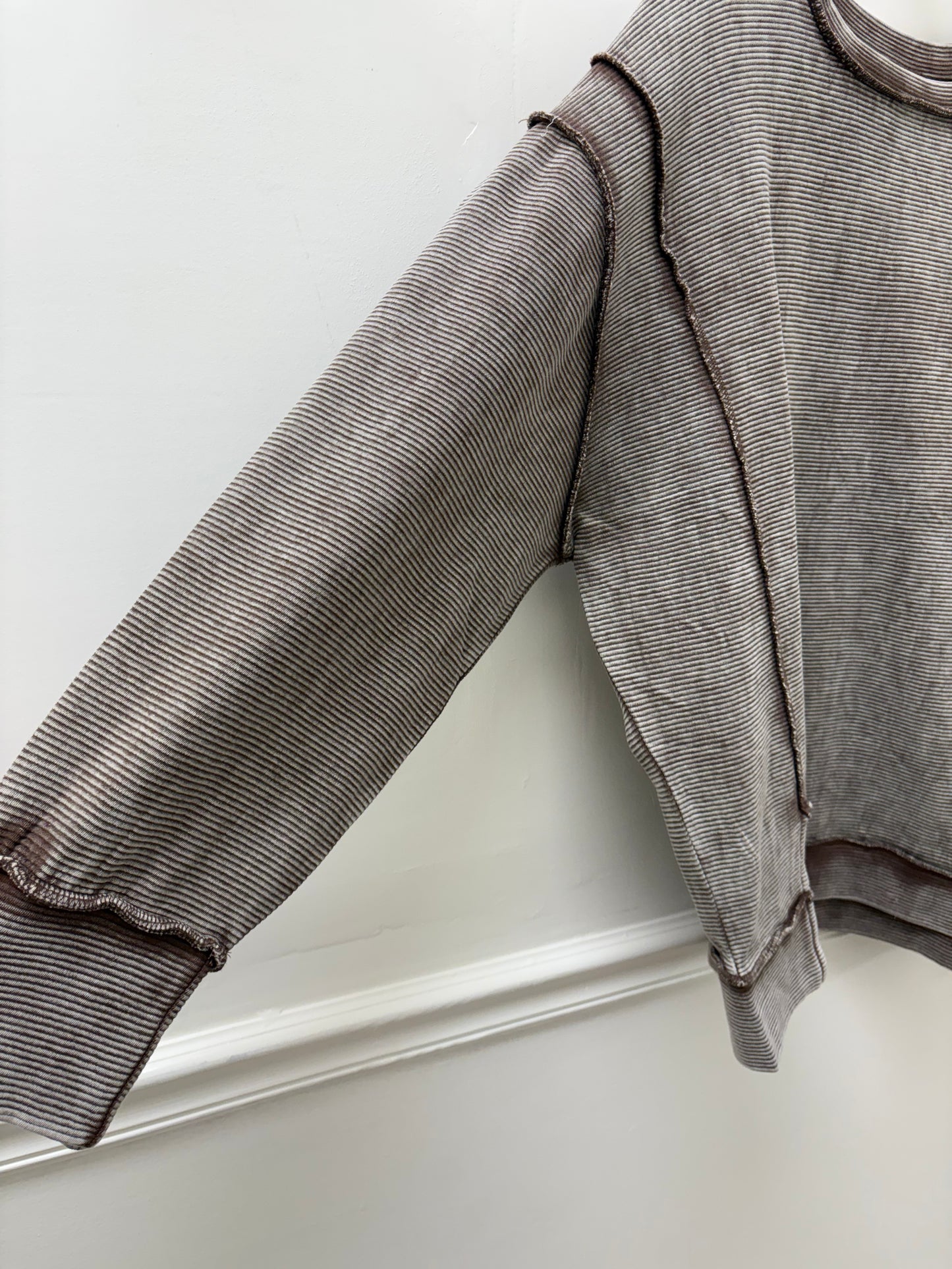 Brown Ribbed Pullover