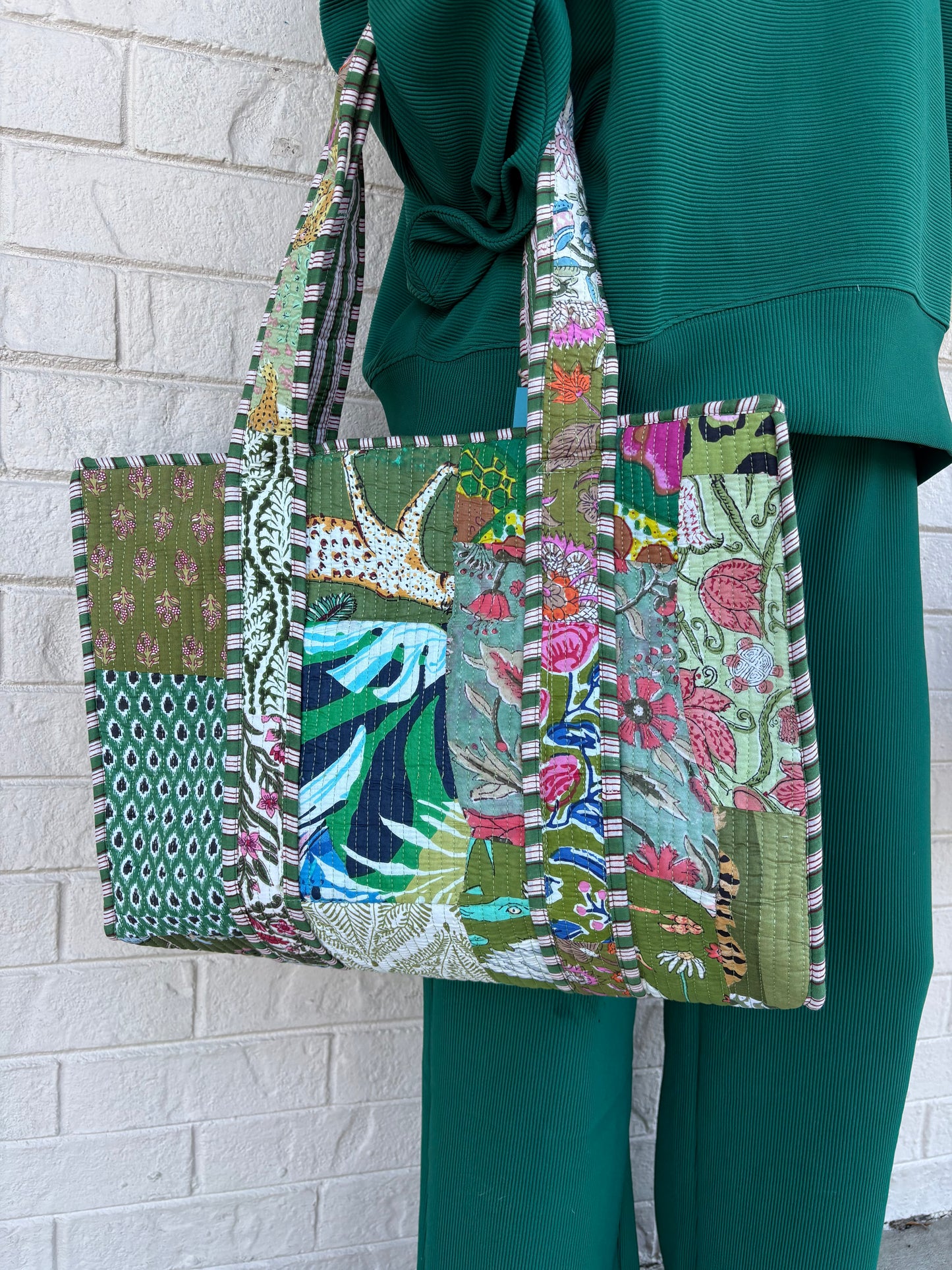Green Medium Quilted Square Tote