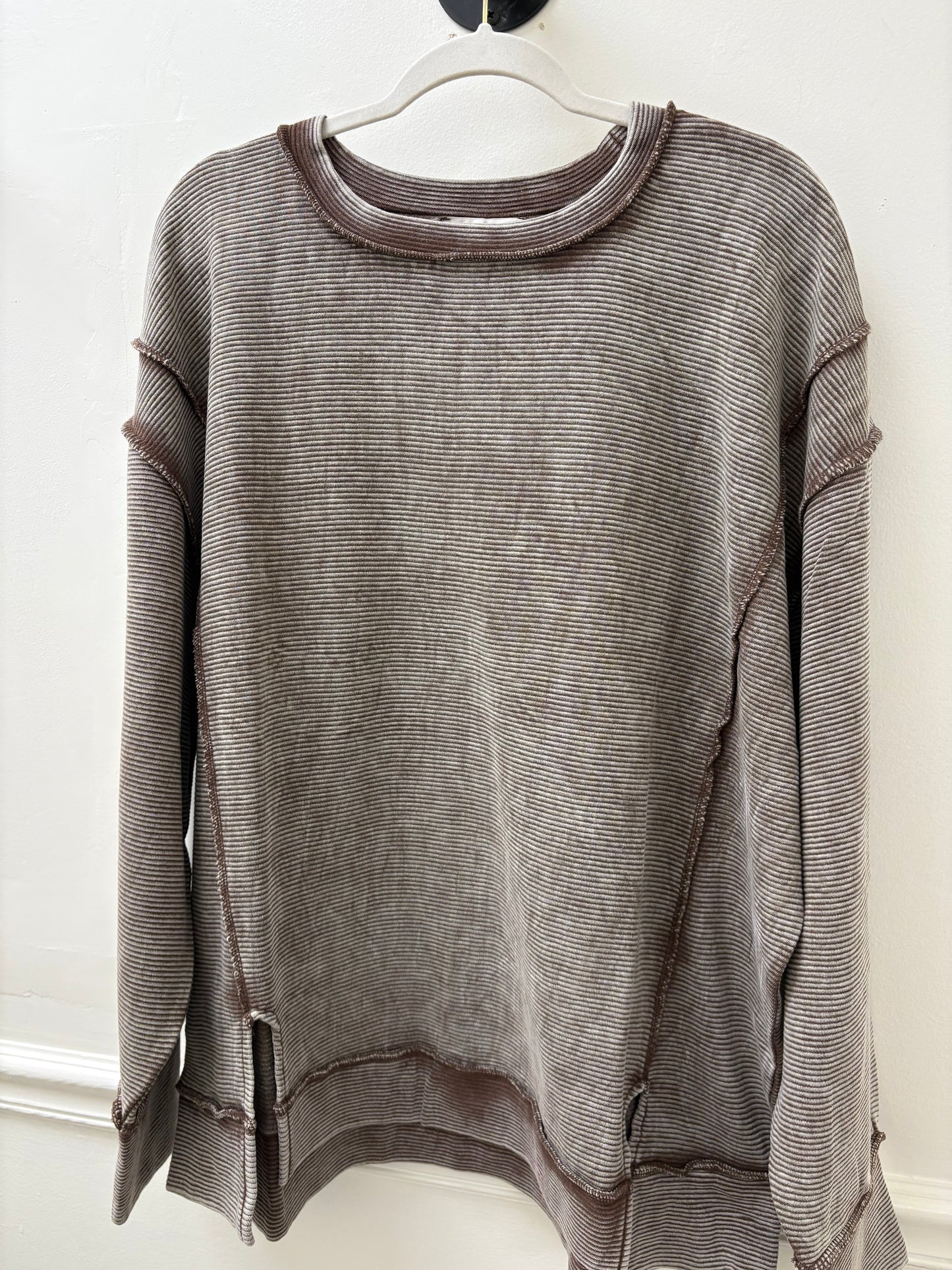 Brown Ribbed Pullover
