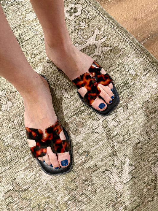 Tortoise Jelly Sandals