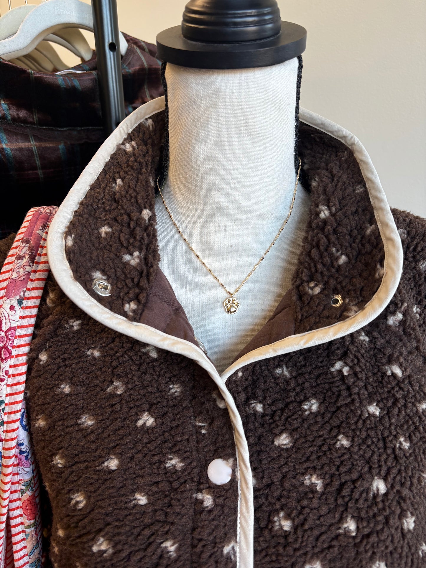 18K Paw Necklace