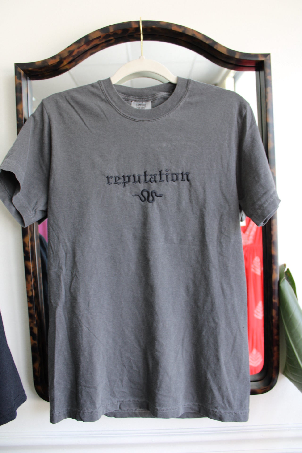 Pepper Rep Embroidered Tee