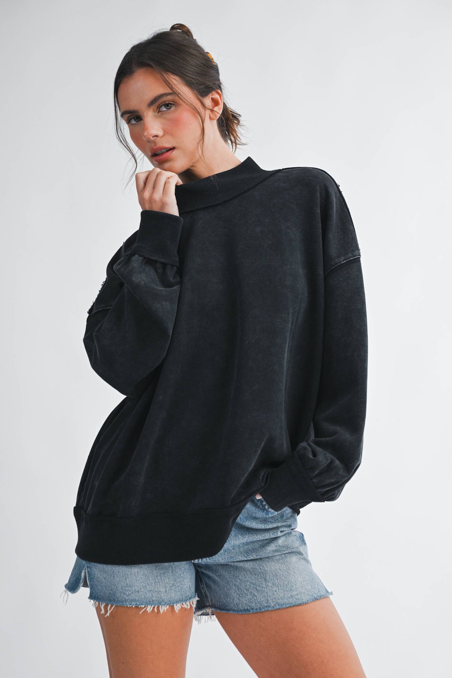 Oversized Mockneck Washed Sweatshirt