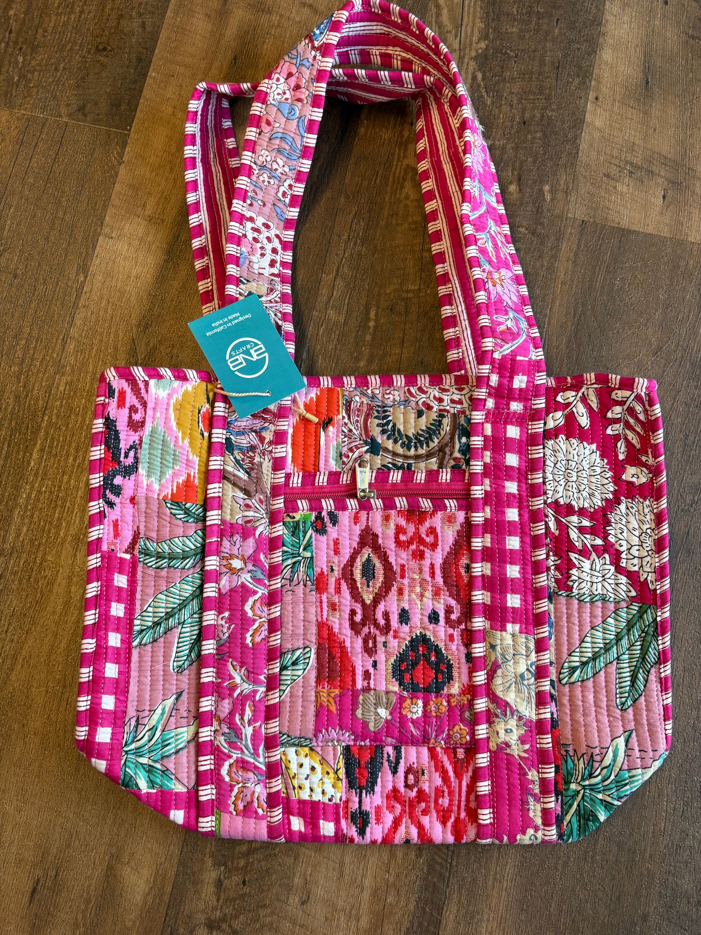 DOORBUSTER Pink Small Quilted Bag