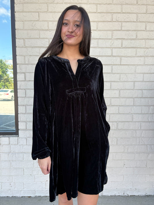 Betty Black Velvet Dress