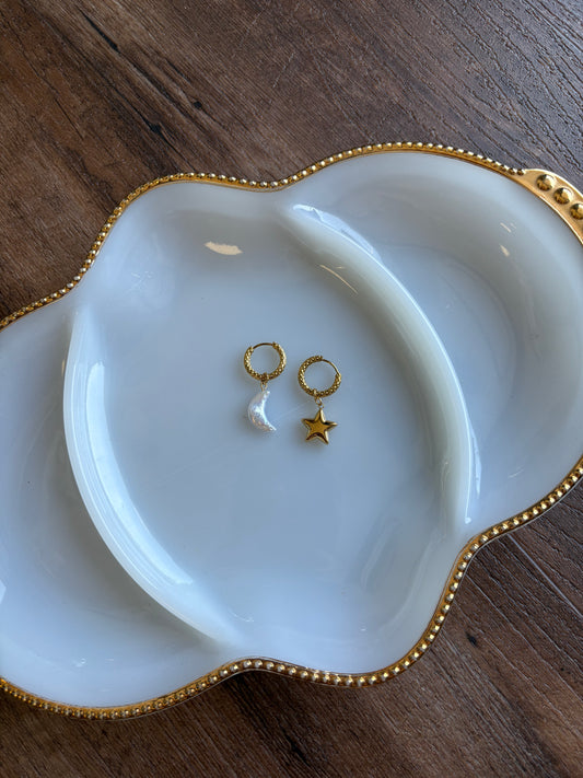 18K Moon and Star Earring