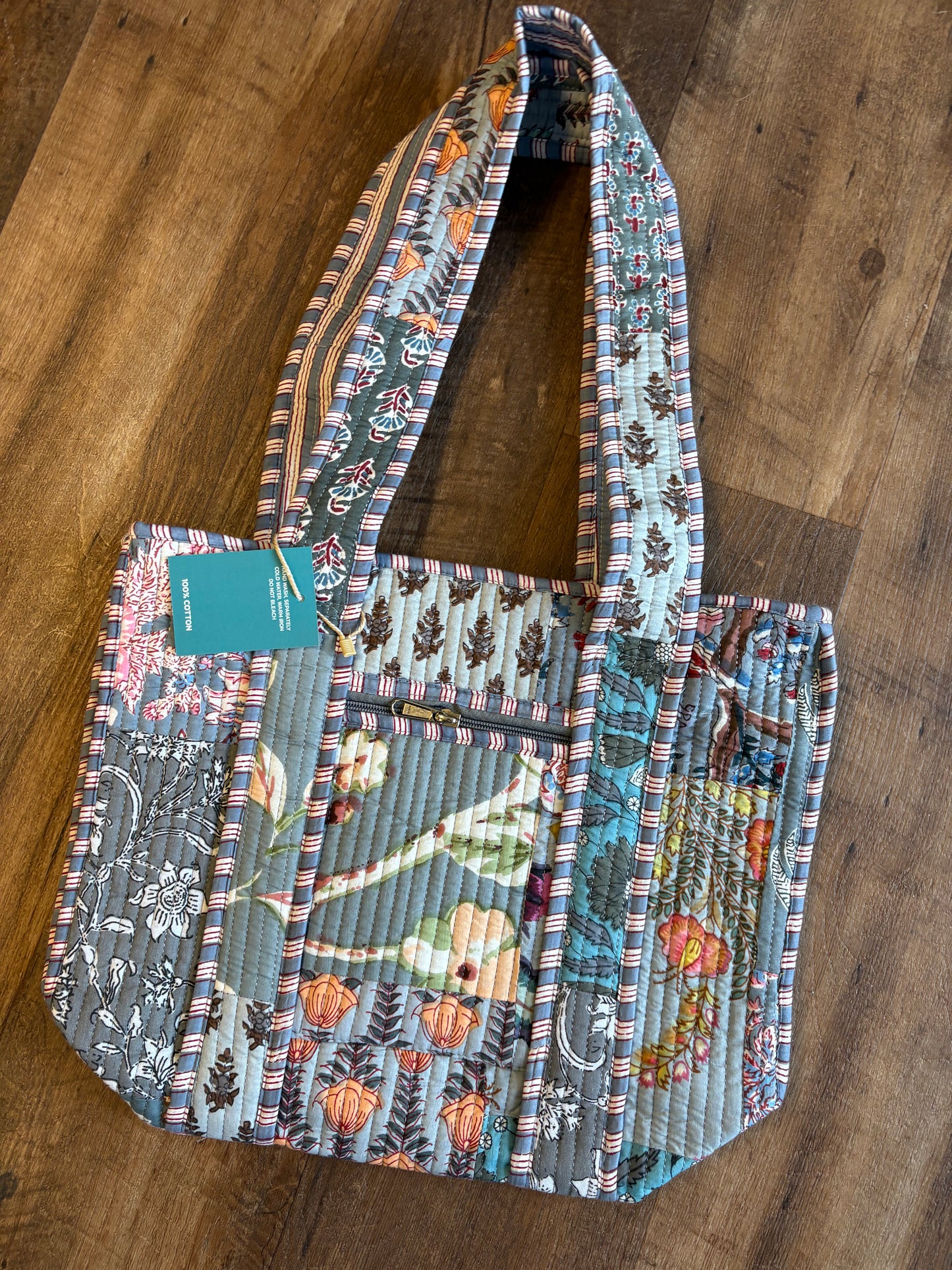 DOORBUSTER Grey Blue Small Quilted Bag