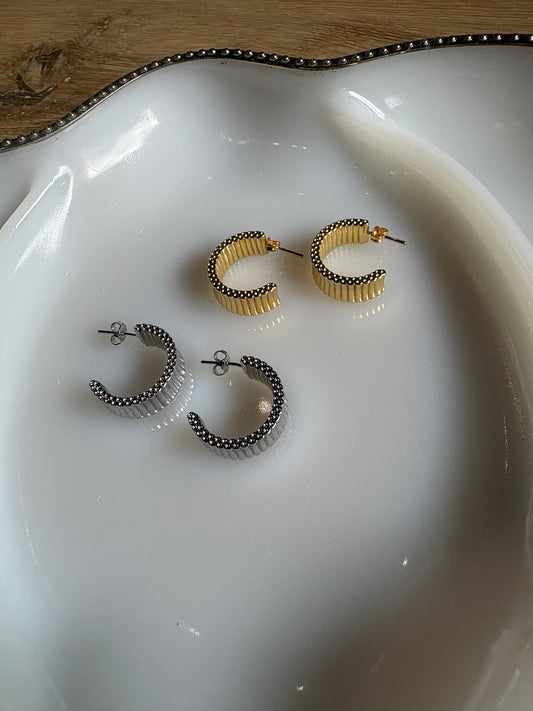 Ribbed Huggie Earrings