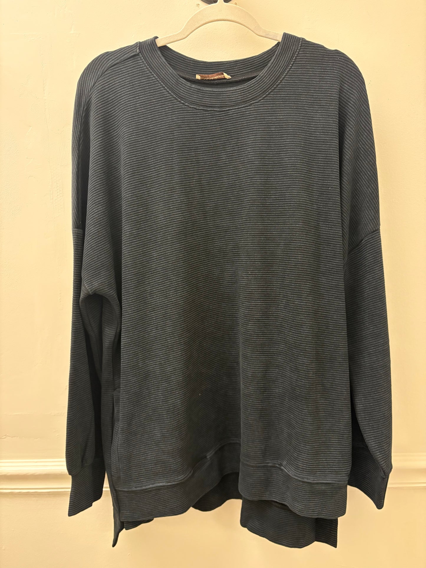 Bobbi Black Ribbed Pullover