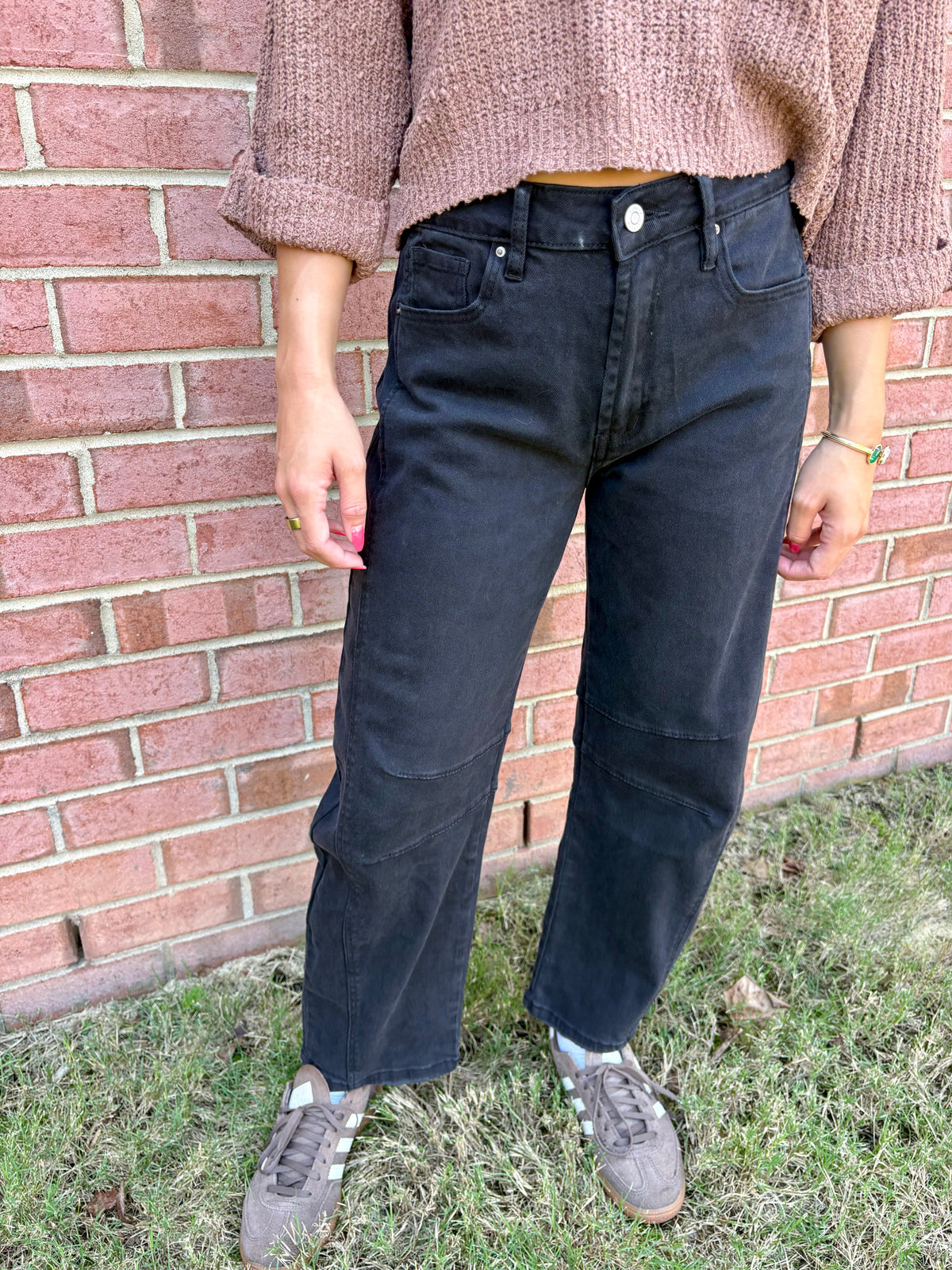 Black Barrel Jeans