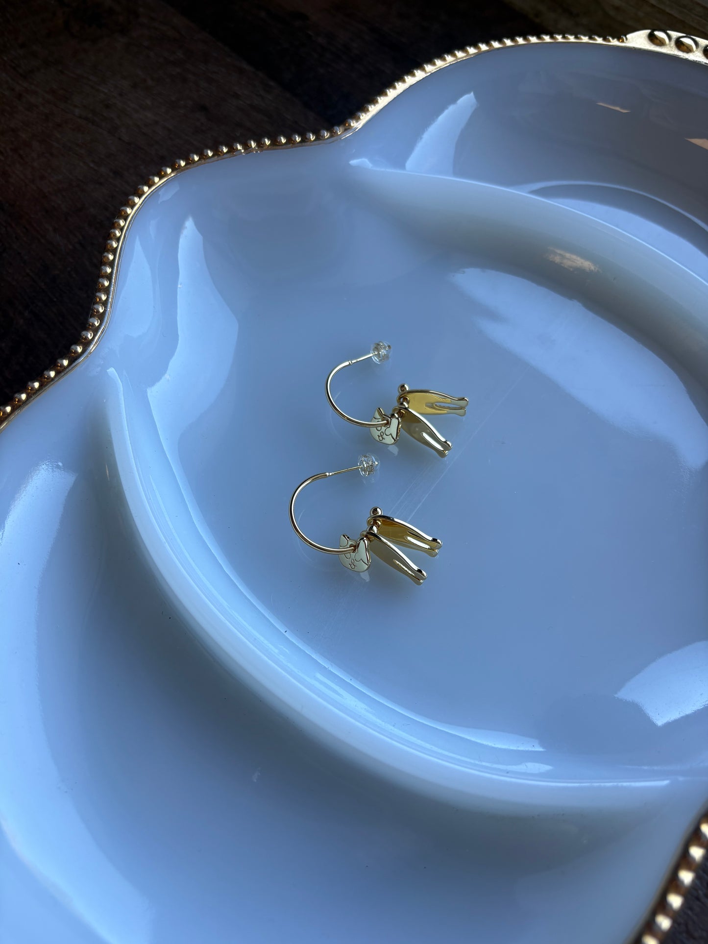 Cat Silhouette Dangle Earring