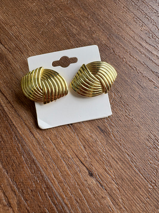Athens Wavy Stud Earrings