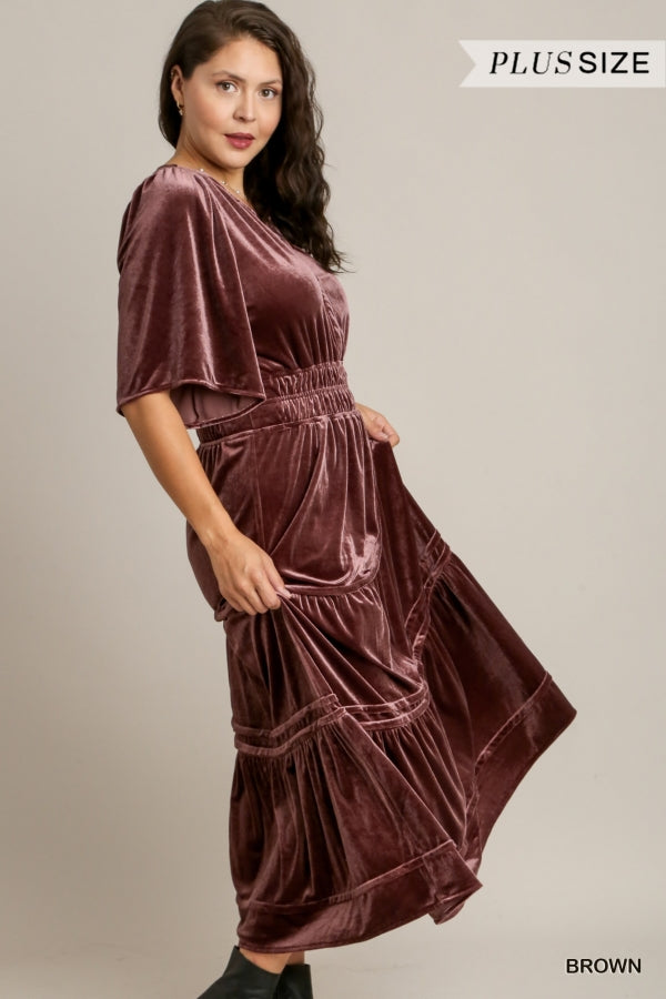 Lyla Velvet Maxi